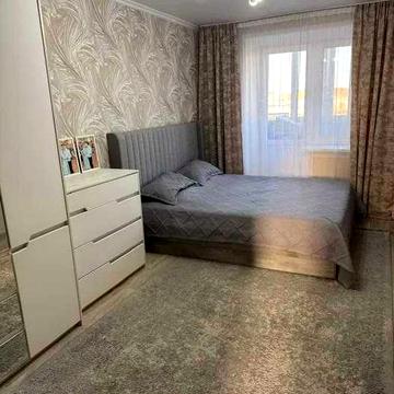 Продаж 3-кімнатна Крушельницької 3 Дарницький р-н