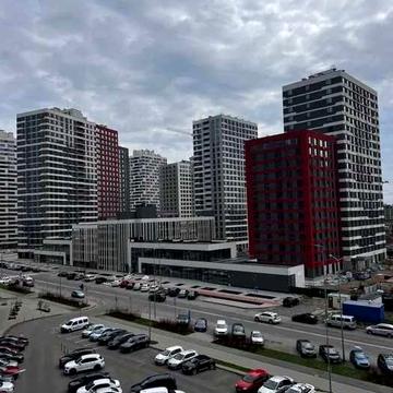 Власниця.1 к квартира.44 м .Варшавський 3.Топ ціна!Без комісії
70000 $ ЖК Варшавський