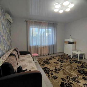 Кінноспортивна вул., 24