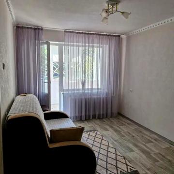 Гідропаркова вул., 15