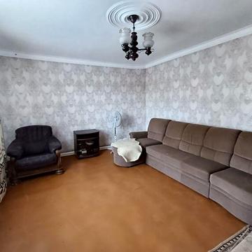 Продається будинок по вулиці Гостинній