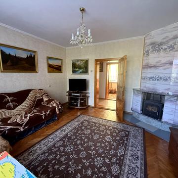 Василя Комендаря вул.