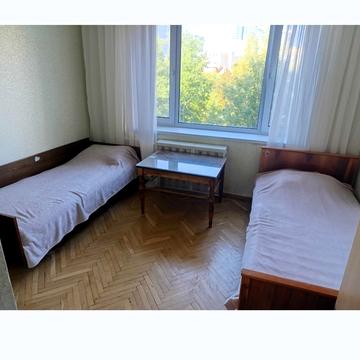 Дегтярівська вул., 6