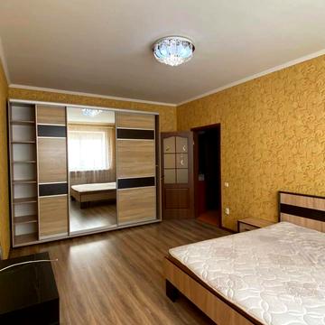 Князя Острозького вул., 8