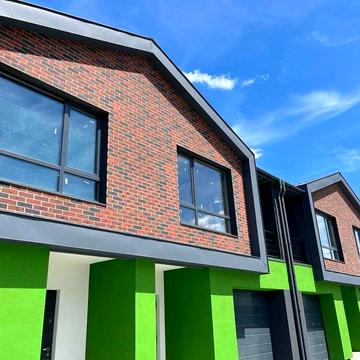 Продаж 2 поверхового таунхауса з ділянкою на 2.5 сотки, 120 кв. м,