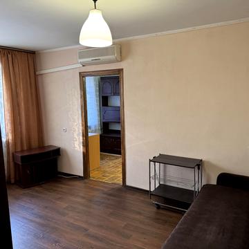 Івана Їжакевича вул., 7/10