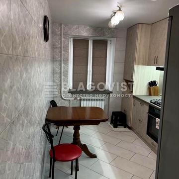 Вадима Гетьмана вул., 44-А