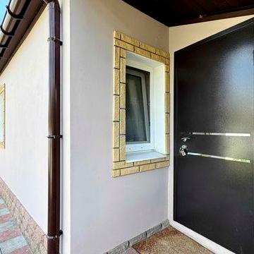 Продам 1/2 дома в Чугуеве (самый центр города)