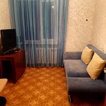 Академіка Корольова вул., 35