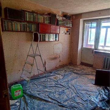 Олексія Вадатурського вул. (Маршала Малиновського), 1