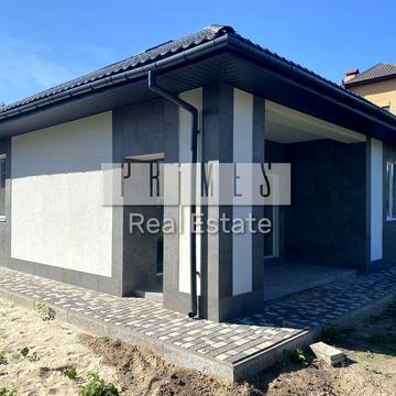 Лютнева вул.