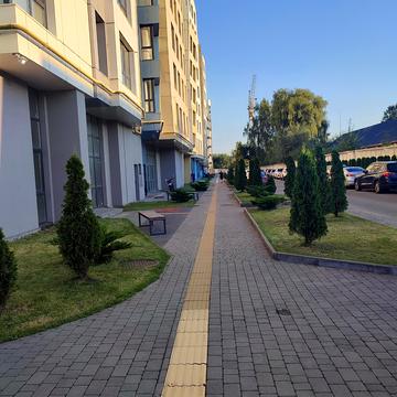 Карла Мікльоша вул., 20а