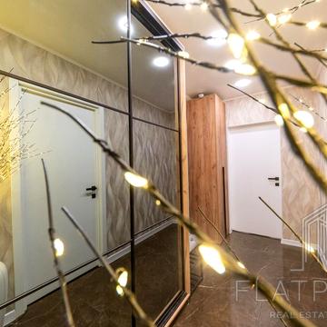 Миколи Бажана просп., 7-І