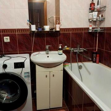 Здам 2к.квартиру в Районі Академічному з Автономним опаленням