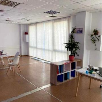 Мечникова вул., 10 б