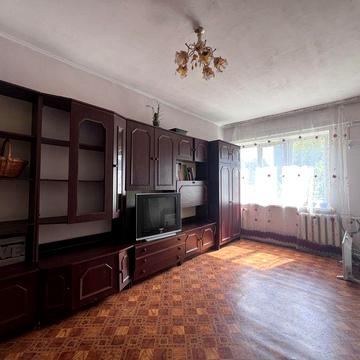 2к квартира в затишному місці (+кладовка та погріб)