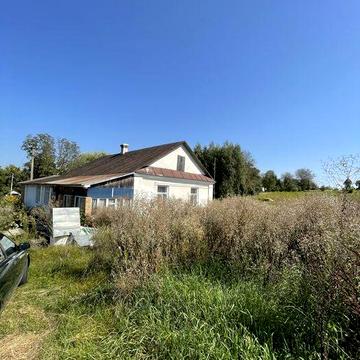 Будинок з великою земельною ділянкою(!)