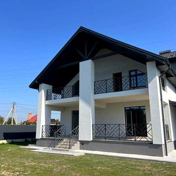 Великий будинок в Крихівцях. Міські комунікації. 7сот землі