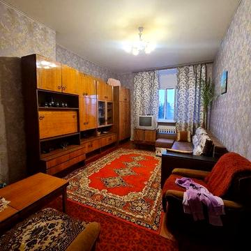 Продам 2к квартиру в центре