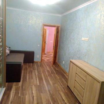 Сдам 2 комн. разд. кв. у метро   по ул. Харьковское шоссе 182