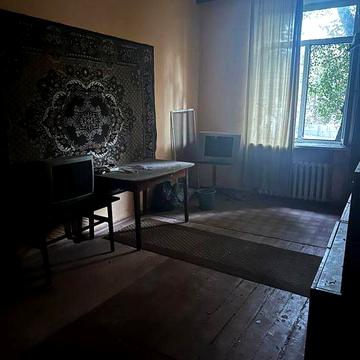 Продается 1 квартира