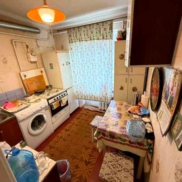 2 кімн  у цеглі на пр. Поля (716518)