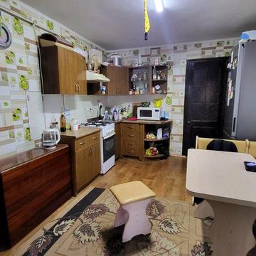 Продаю будинок в Миколаївському районі.