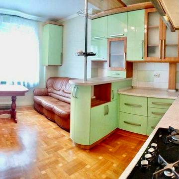 Автономка! 2-х кімнатна. Градецький- Центр міста. Меблі.Техніка.