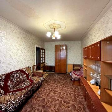 Продам 2-х кім  квартиру м-в Незалежності