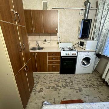 Сдам 1 комнатную квартирув центре