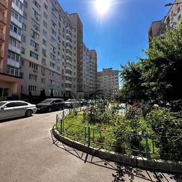 Боголюбова вул., 6