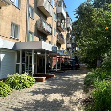 Степана Бандери вул., 33а