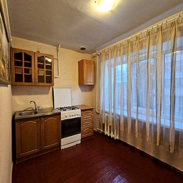 Продам 1к квартиру Центр, Набережная, Поплавок