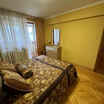 Велика Васильківська вул. (Червоноармійська), 124-А