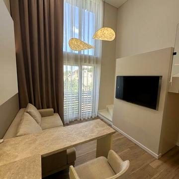 Однокімнатна НОВОБУДОВА в центрі міста!