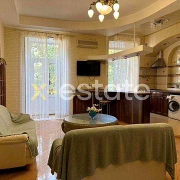 Оренда 2к Центр, вул. Дерибасівська, 19 з ремонтом
