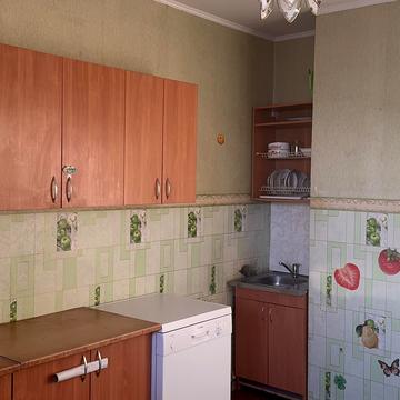 Осіння вул., 33