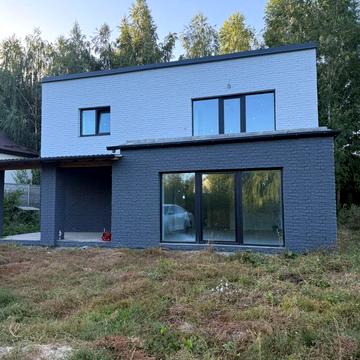 None 130000.0 USD