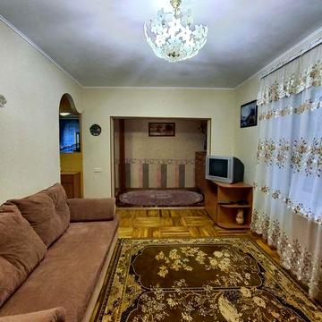 Продажа. 1 квартира 40 кв.м. ул. Товарищеская. Бородинский мкрн