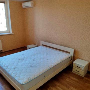 Оренда квартири в сучасному будинку на  Троещині