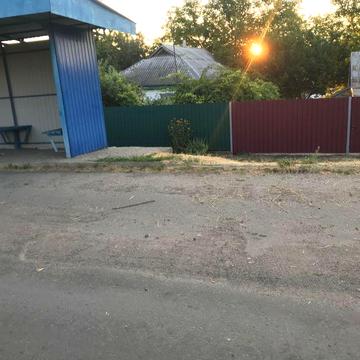 Продається будинок в м.Шпола 16 соток двору з городом в дворі 10 соток