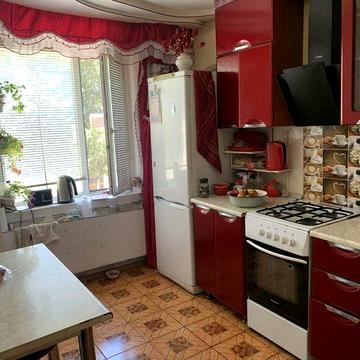 3 к квартира в місті Жмеринка з меблями-заходь та живи,є відео-огляд