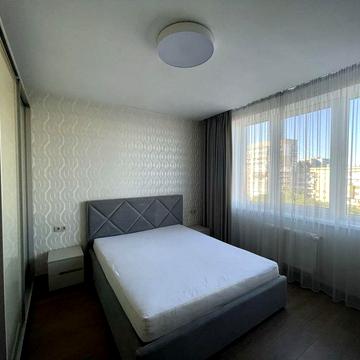 Таирова. Сдам 1комн. Скай сити.