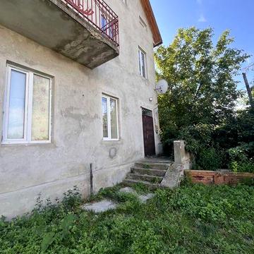 Продаж будинка в Скалаті