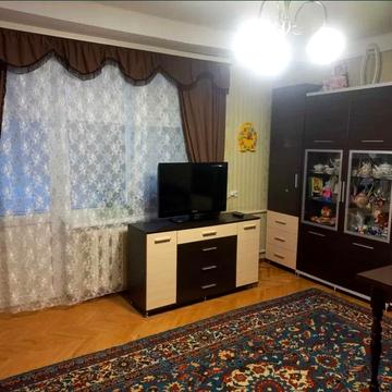 Голосіївський просп. (40-річчя Жовтня), 118к2