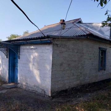 Продаж будинку з земельною ділянкою 25 сотих
