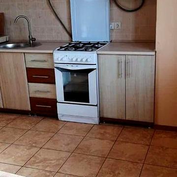 Довгострокова оренда 1к Квартира Міхновських Братів вулиця