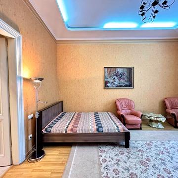 Тараса Шевченка просп., 25