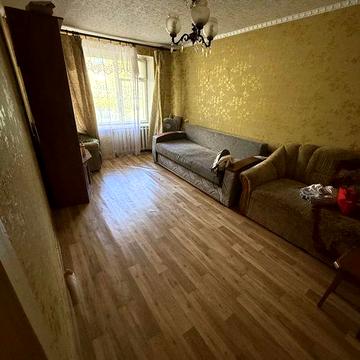 ТРЦ Київ. Продається 2-х кімнатна квартира