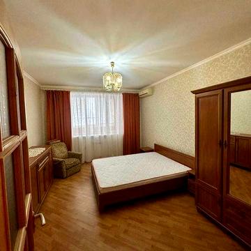 Центр Печерск Алмазова 6 Продаж 4х кімнатної квартири